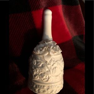 A porcelain/ceramic Bell